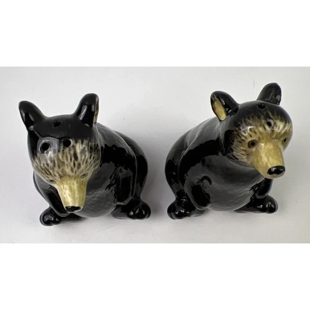 VTG Black Bear Ceramic/Porcelain Salt & Pepper Shakers